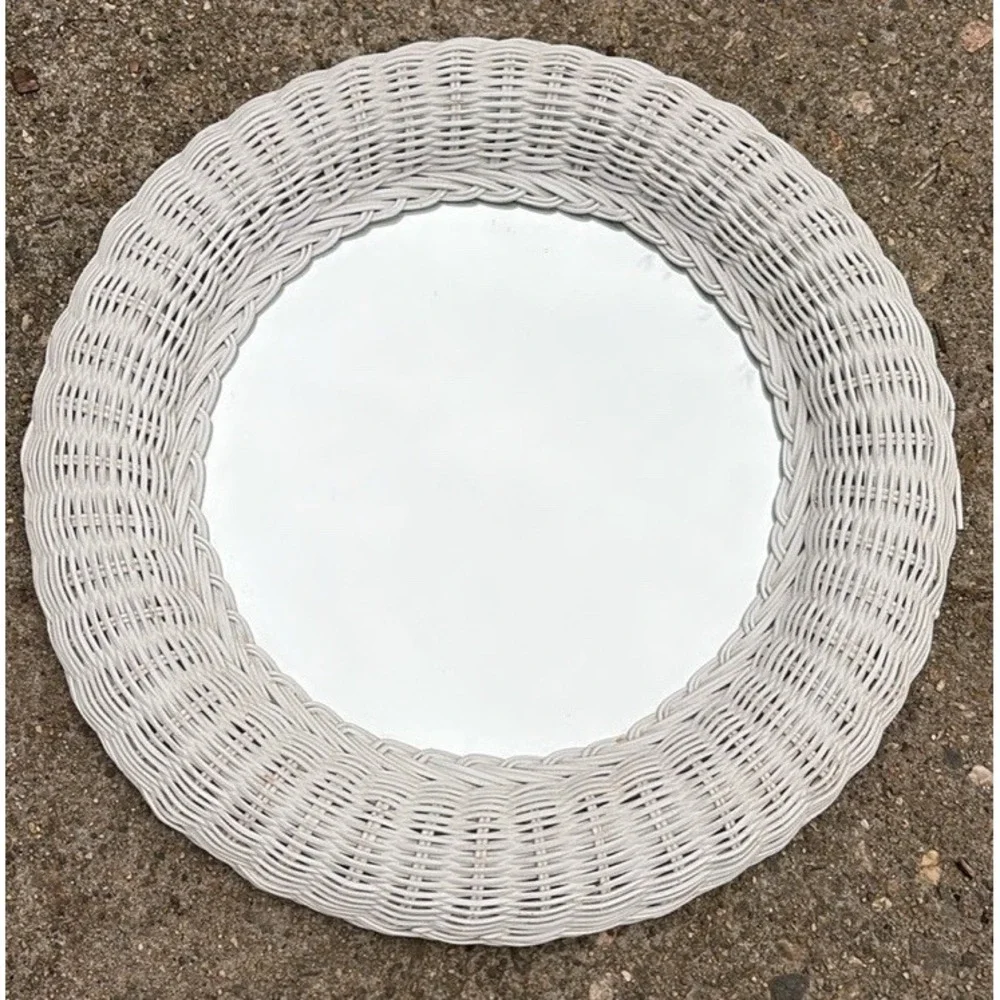 Vintage Round White Wicker‎ Mirror 19
